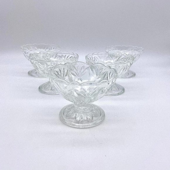 Vintage 1960s Anchor Hocking Pedestal Cups - Set of 5 Vintage Glass Cups - Picture 3 of 7